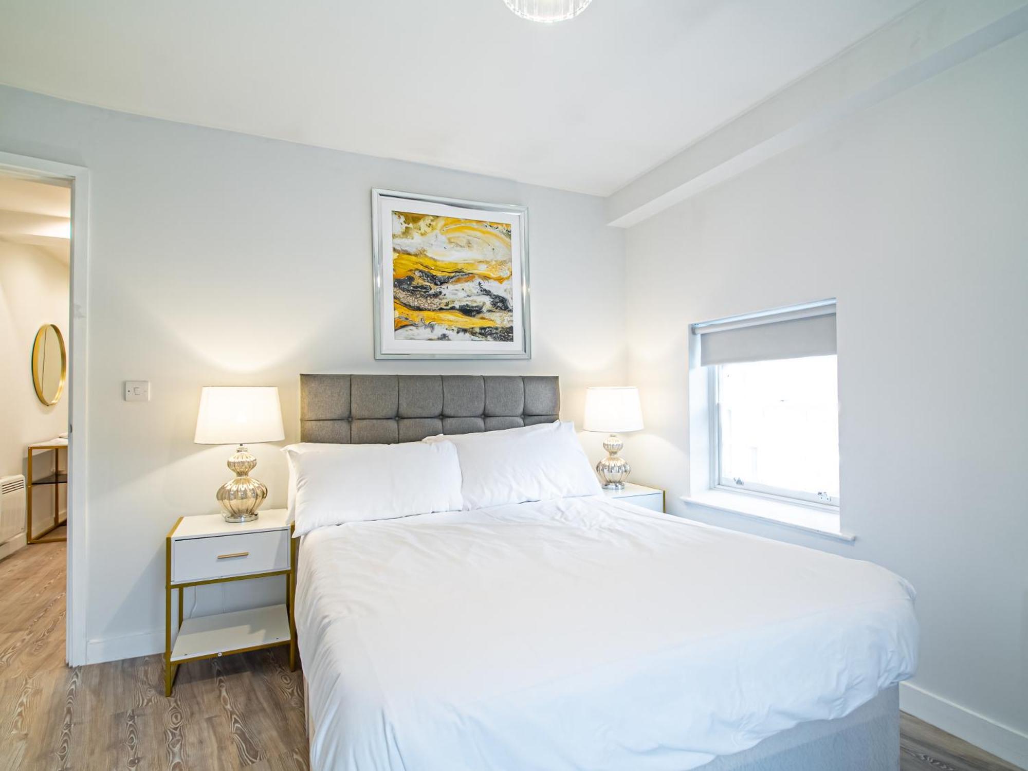 Kelham Apartments: Serviced With Free Parking Apartment *